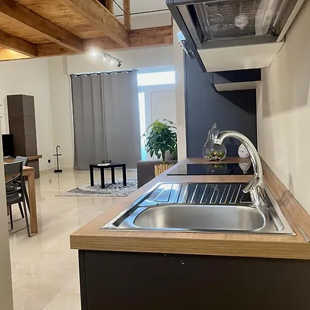 Loft45 펜션 트라니